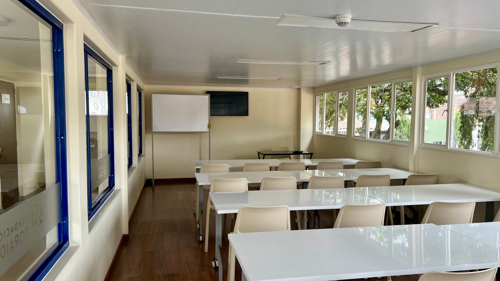 AULA AZUL